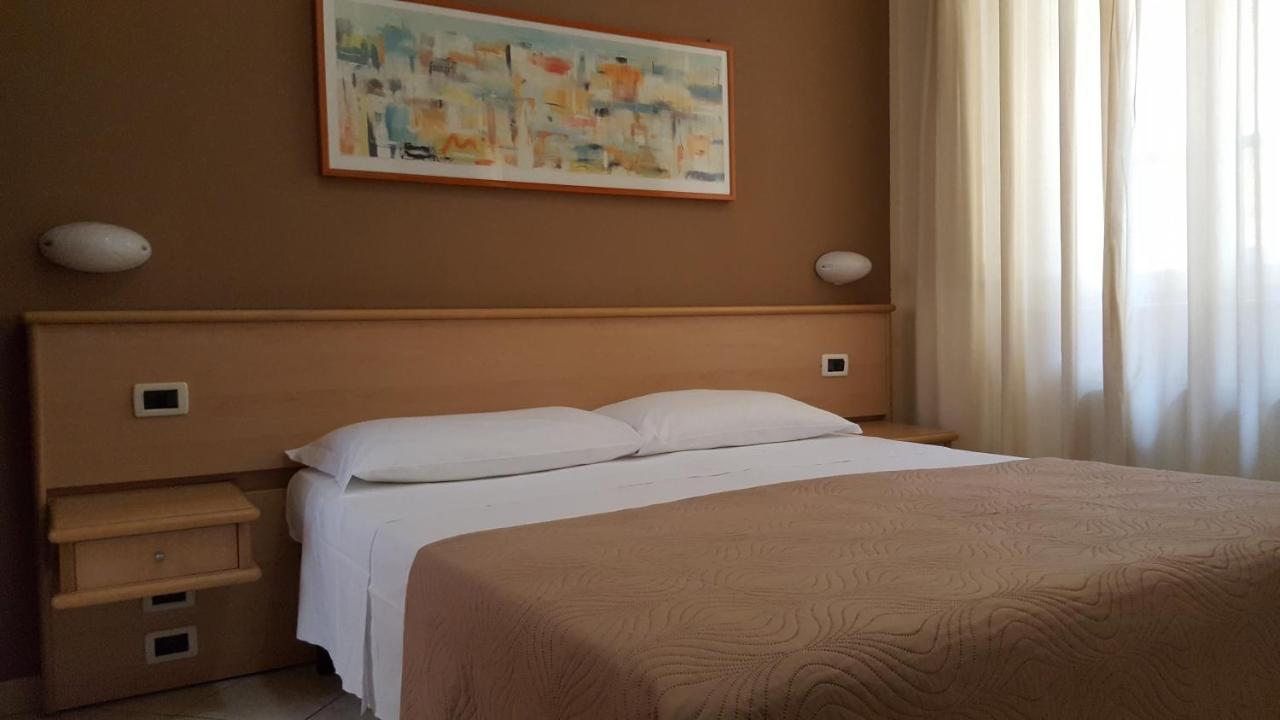 Astor 2* Pisa