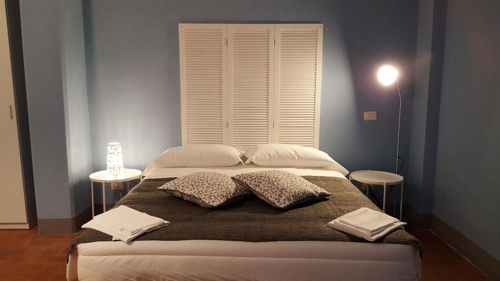 Astor Hotel 2*
