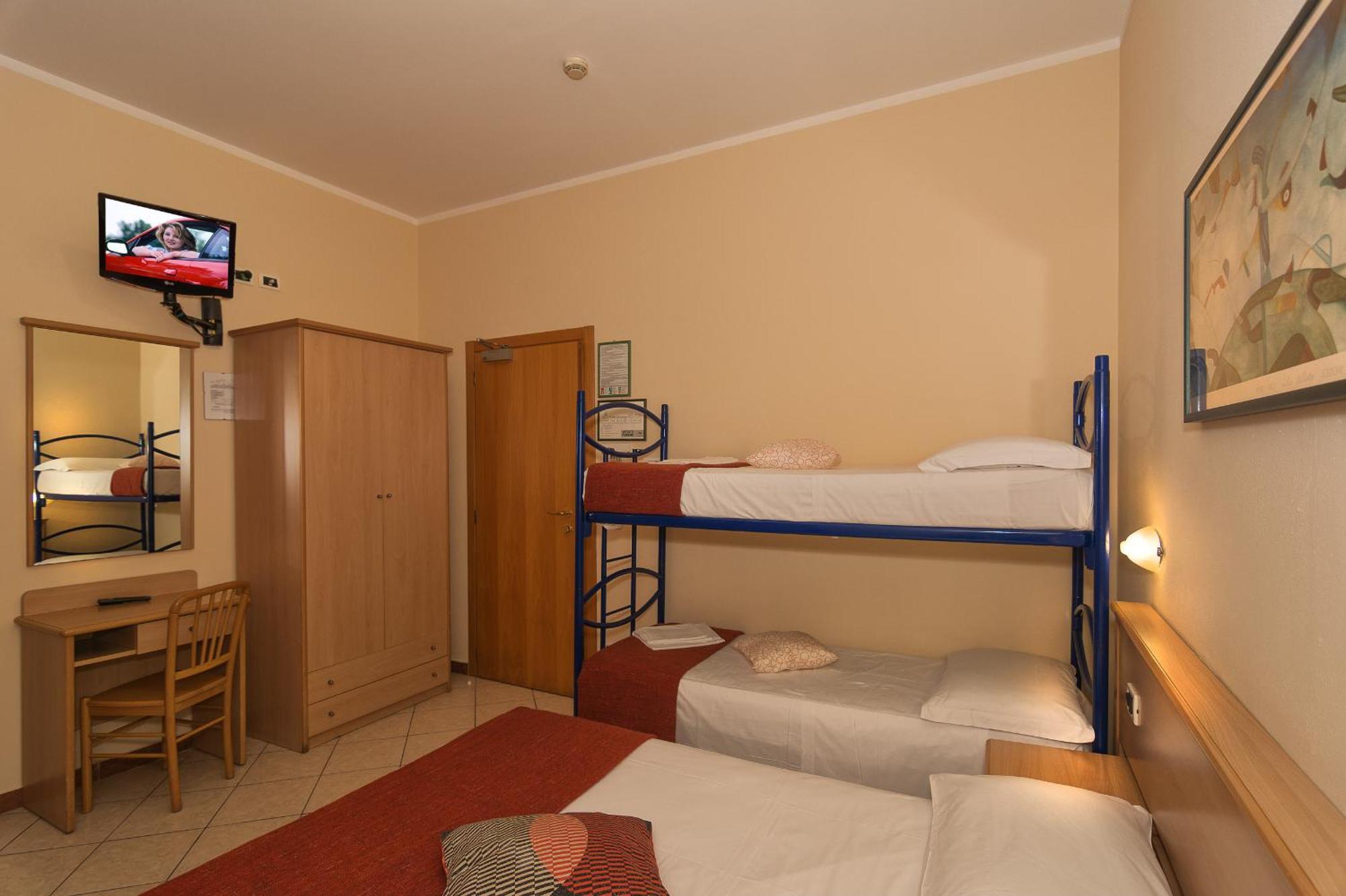 Hotel Astor 2*